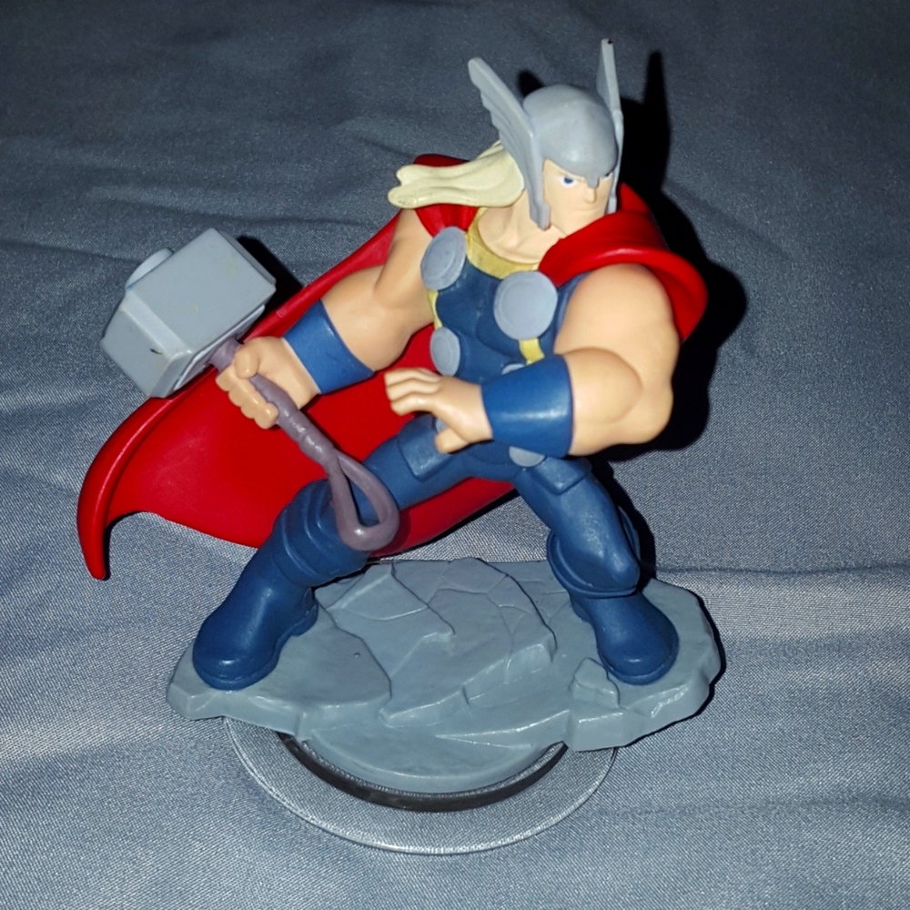 Disney Infinity 2.0 Thor Action Figure: Unleash the Power of Asgard!